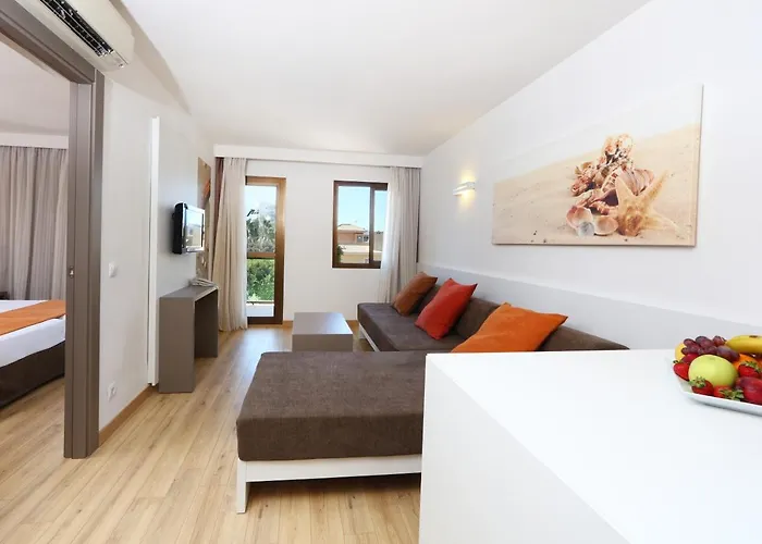 Apartamentos Jade - Adults Only
